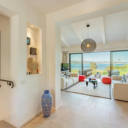 Gioia, Magnifique Vue סן טרופז